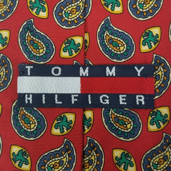 Tommy Hilfiger Tie Vintage 90s Red Blue Paisley Silk Necktie Classic Designer - Picture 3 of 3